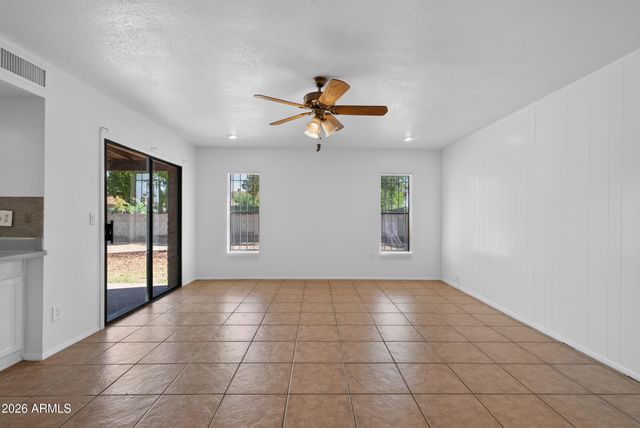 5531 W Beryl Avenue, Glendale, AZ 85302