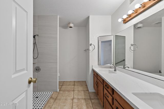 5531 W Beryl Avenue, Glendale, AZ 85302