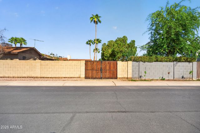 5531 W Beryl Avenue, Glendale, AZ 85302