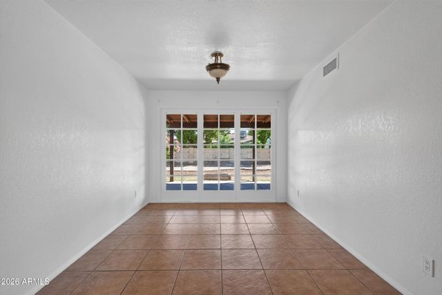 5531 W Beryl Avenue, Glendale, AZ 85302