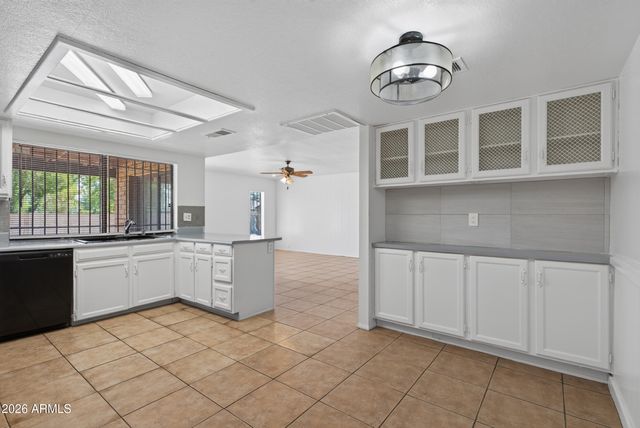 5531 W Beryl Avenue, Glendale, AZ 85302