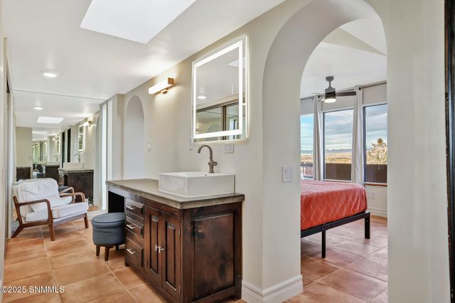 2942 Winterset Rd., Las Cruces, NM 88005