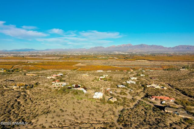 2942 Winterset Rd., Las Cruces, NM 88005