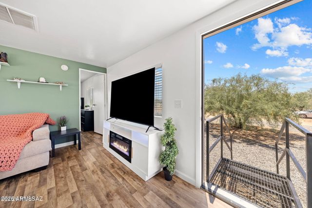 13140 W EL LOBO Road, Tucson, AZ 85743