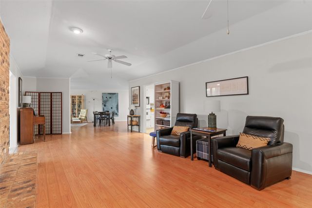 2420 Southridge Drive, Denton, TX 76205