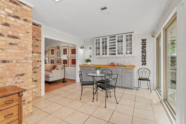 2420 Southridge Drive, Denton, TX 76205