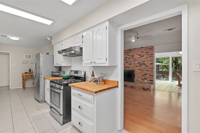 2420 Southridge Drive, Denton, TX 76205