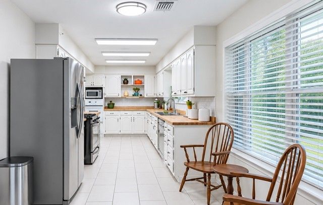 2420 Southridge Drive, Denton, TX 76205