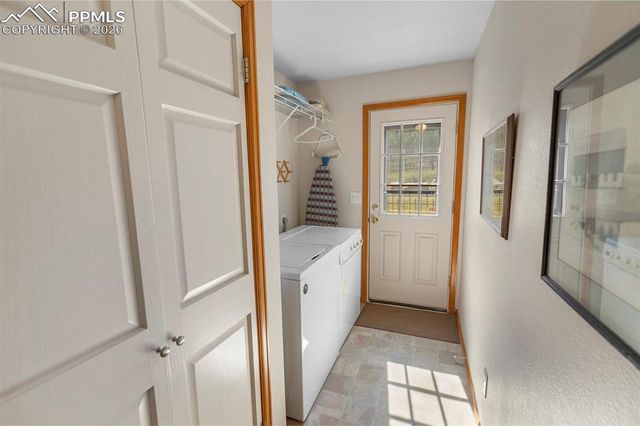 481 Black Bear Trail, Woodland Park, CO 80863