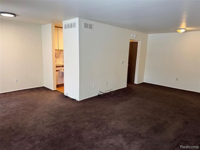 30228 Southfield Road 166, Southfield, MI 48076