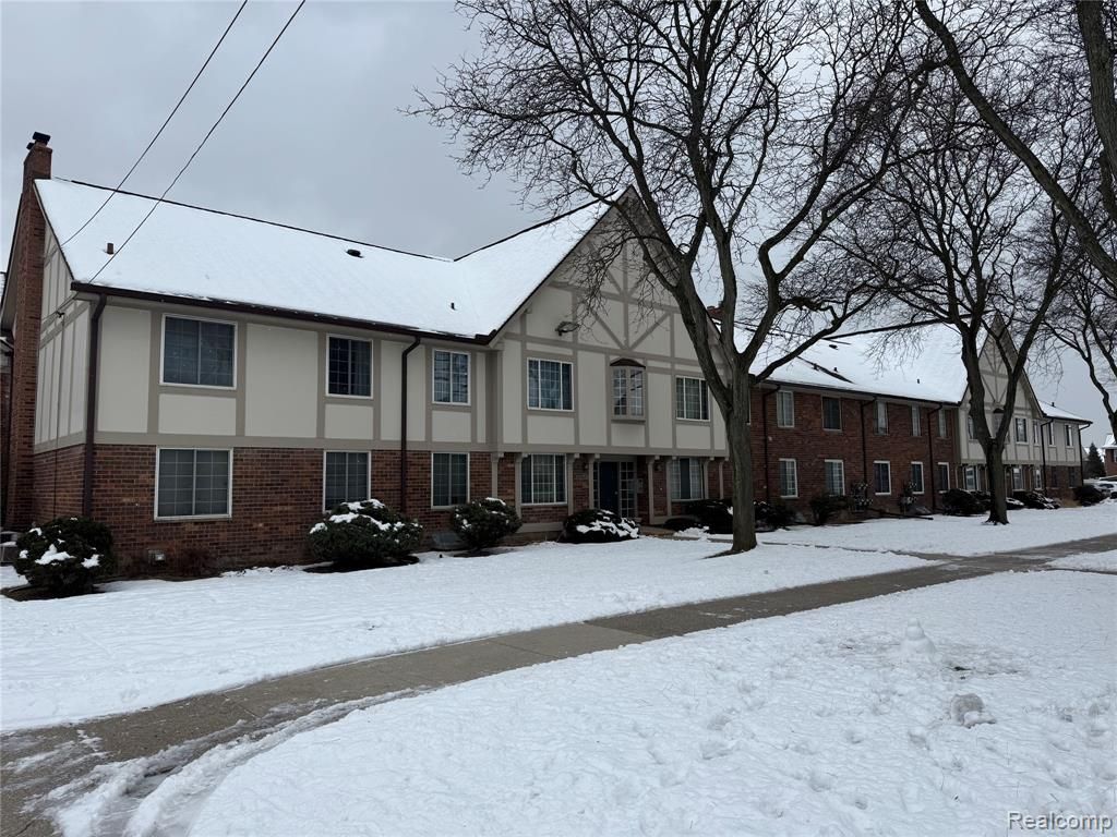 30228 Southfield Road 166, Southfield, MI 48076