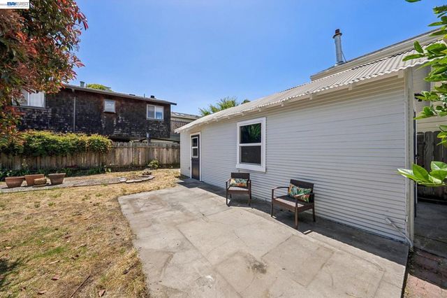 1508 Pacific Ave, Alameda, CA 94501