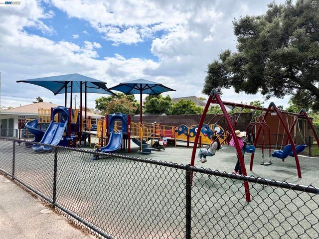 1508 Pacific Ave, Alameda, CA 94501