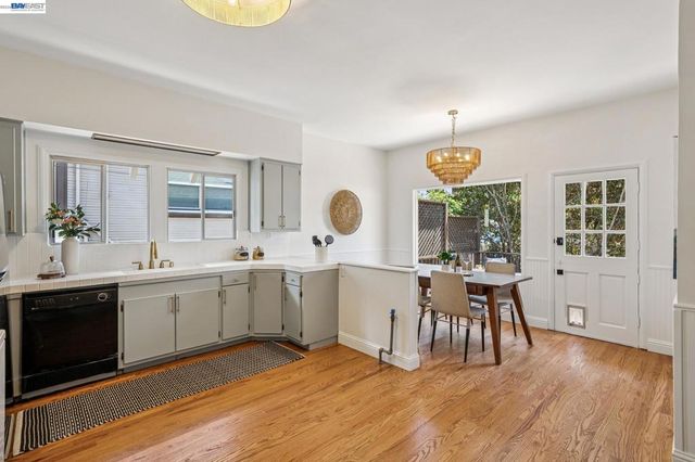 1508 Pacific Ave, Alameda, CA 94501