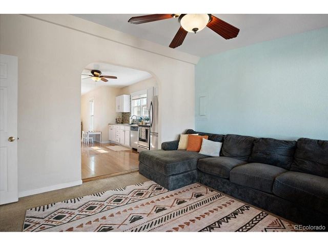 2223 Pine St, Pueblo, CO 81004