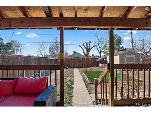 2223 Pine St, Pueblo, CO 81004