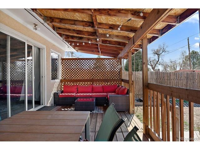 2223 Pine St, Pueblo, CO 81004