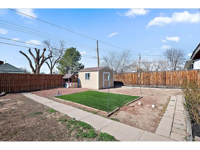 2223 Pine St, Pueblo, CO 81004