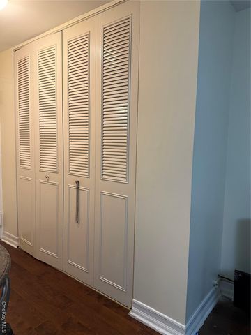 20 Wendell Street 18A, Hempstead, NY 11550