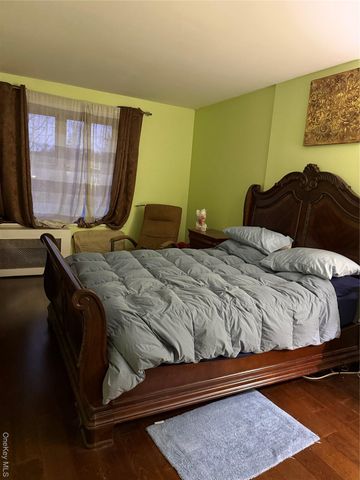 20 Wendell Street 18A, Hempstead, NY 11550