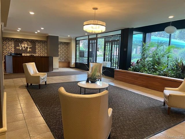 20 Wendell Street 18A, Hempstead, NY 11550