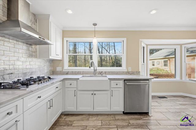 5056 Wellington Drive, Macon, GA 31210