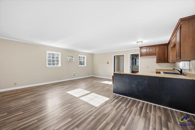 5056 Wellington Drive, Macon, GA 31210