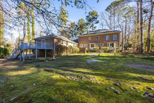 5056 Wellington Drive, Macon, GA 31210