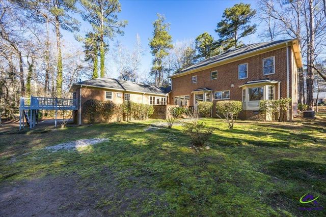 5056 Wellington Drive, Macon, GA 31210