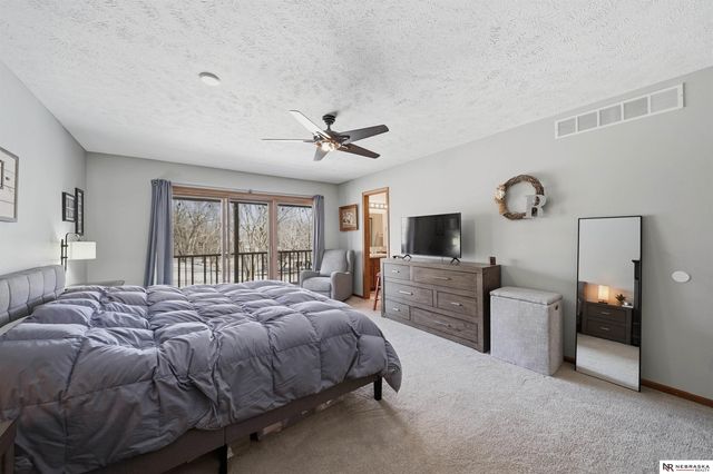 13400 Sunshine Circle, Bennet, NE 68317