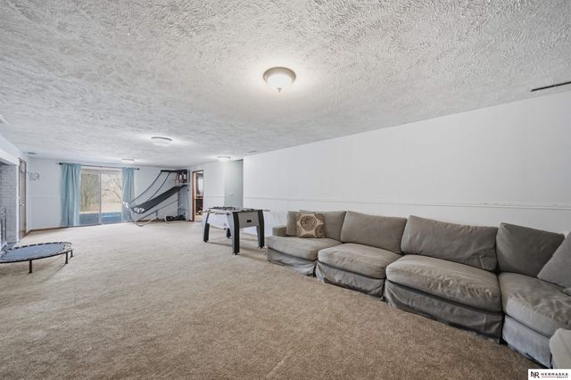 13400 Sunshine Circle, Bennet, NE 68317