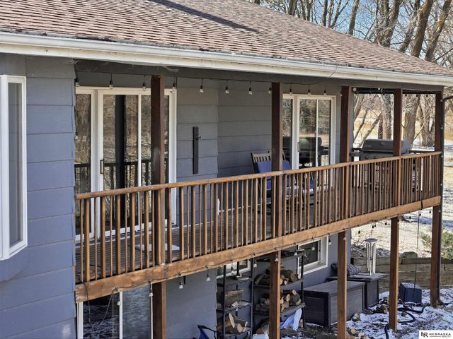 13400 Sunshine Circle, Bennet, NE 68317