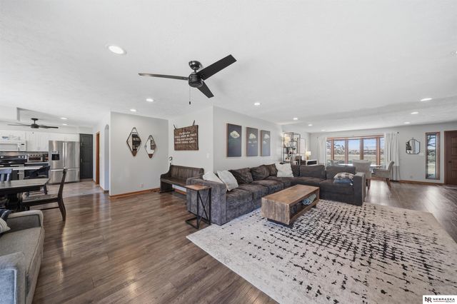 13400 Sunshine Circle, Bennet, NE 68317