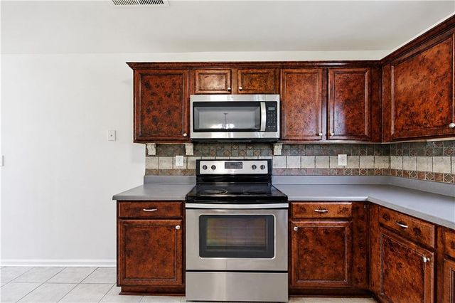225 Avonlea Drive, Covington, GA 30016