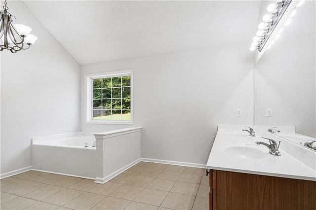 225 Avonlea Drive, Covington, GA 30016
