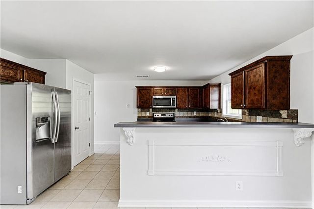 225 Avonlea Drive, Covington, GA 30016