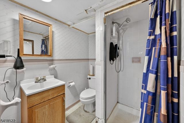 501 E 32Nd St, Paterson City, NJ 07504