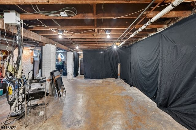 501 E 32Nd St, Paterson City, NJ 07504