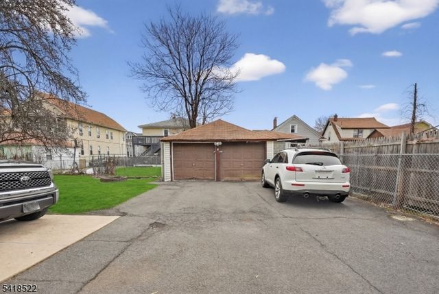 501 E 32Nd St, Paterson City, NJ 07504