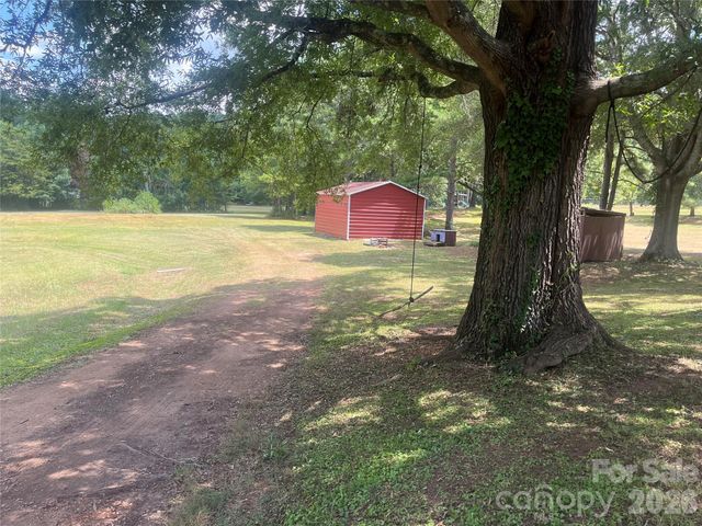 569 Great Falls Highway, Chester, SC 29706