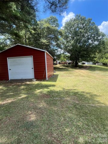 569 Great Falls Highway, Chester, SC 29706