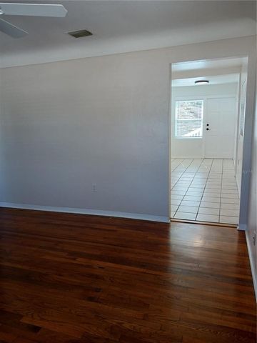 2730 40TH AVENUE N, St Petersburg, FL 33714