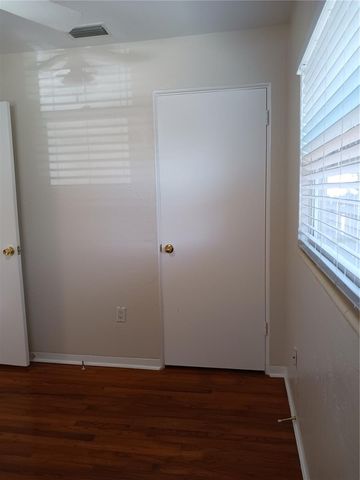 2730 40TH AVENUE N, St Petersburg, FL 33714