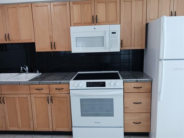 2730 40TH AVENUE N, St Petersburg, FL 33714