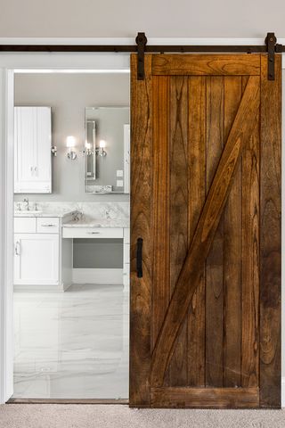 226 S Columbia Street, Naperville, IL 60540