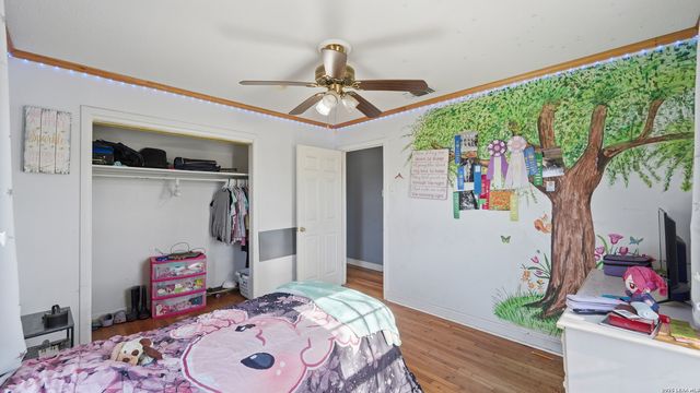 8204 New Sulphur Springs Rd, San Antonio, TX 78263