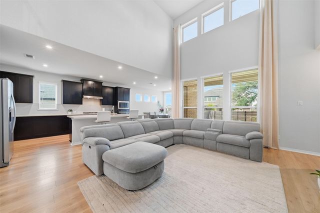1005 Rollingwood TRL, Georgetown, TX 78633