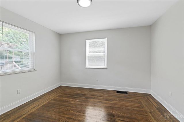 2428 Homestead Place, Cincinnati, OH 45211