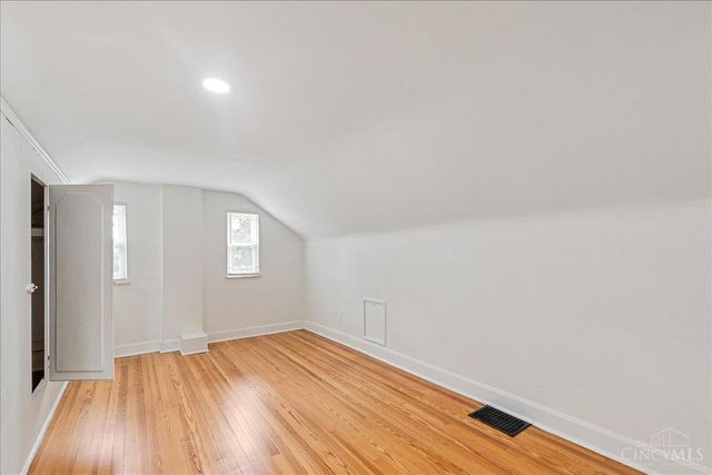 2428 Homestead Place, Cincinnati, OH 45211