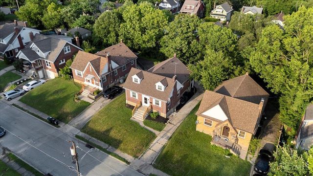 2428 Homestead Place, Cincinnati, OH 45211